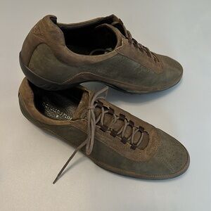 Donald J. Pliner two tone green and brown casual leather oxfords